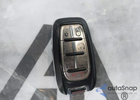 2019 Chrysler Pacifica Touring L z USA, uszkodzony, nr VIN 2C4RC1BGXKR626470